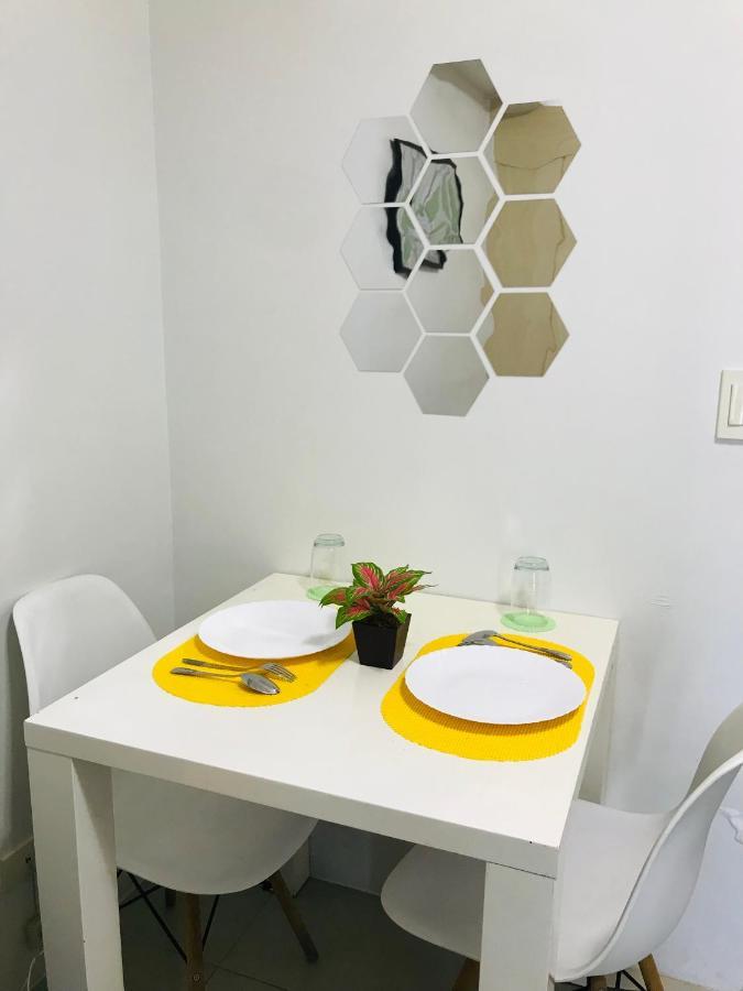 D&G Affordable Staycation Airbnb Ph Makati City ภายนอก รูปภาพ